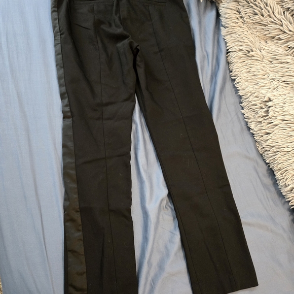 Express ColumnistSize : 2 short Black with polyester strip down the side of th - Picture 5 of 5